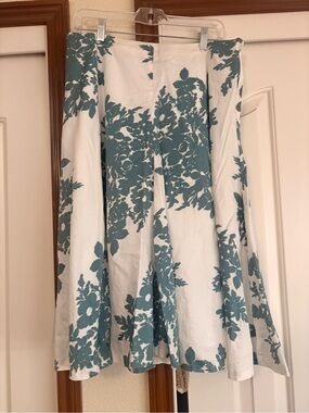 GAP A- Line Skirt with Teal Designs